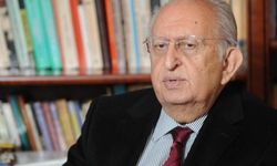 Hüsamettin Cindoruk yoğun bakımda mı? Hüsamettin Cindoruk kimdir, kaç yaşında ve nereli?