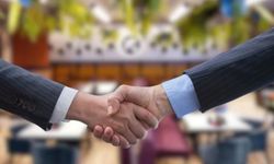 Tavuk Dünyası ve Dürümle satıldı! Gıda sektörüne dev yatırım yaptılar