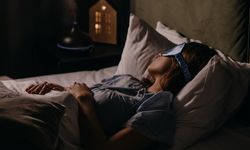 Geceleri terleyenler dikkat: Bu hastalığın habercisi olabilir