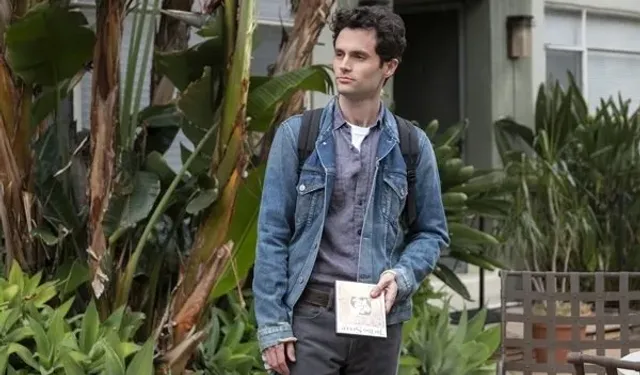 Hollywood’un Sıra Dışı İtirafı: Penn Badgley Her Gece Kur’an Okuyor ve Meditasyon Yapıyor!