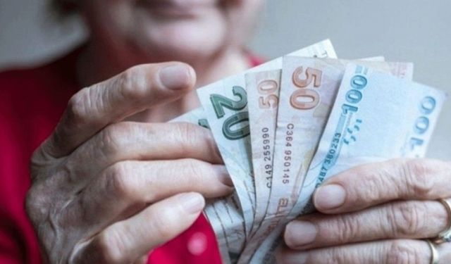 Emekliye bayram ikramiyesinde yeni formül: Masada 3 farklı senaryo var