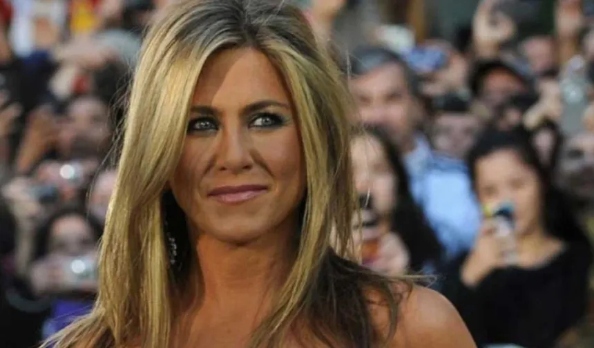 Jennifer Aniston zayıf kalmasının sırrını açıkladı: İşte o yöntem!