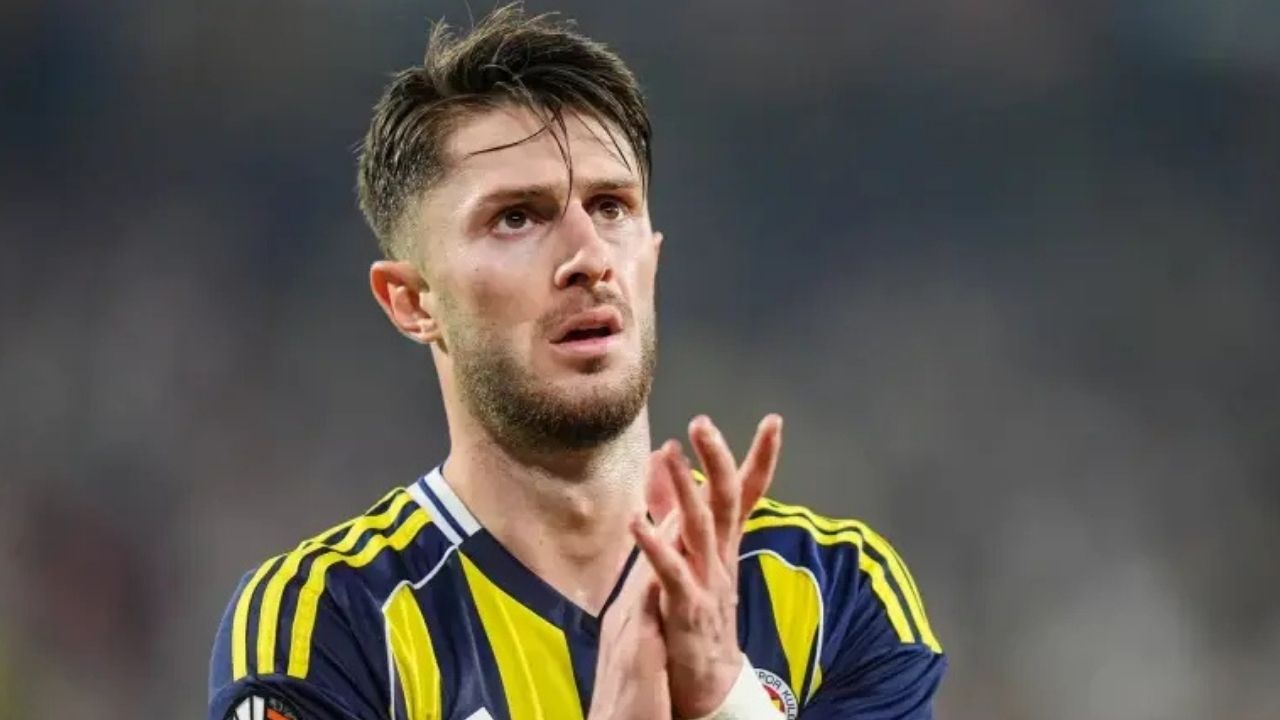 Fenerbahçe'de sakatlık şoku! İsmail Yüksek oyuna devam edemedi