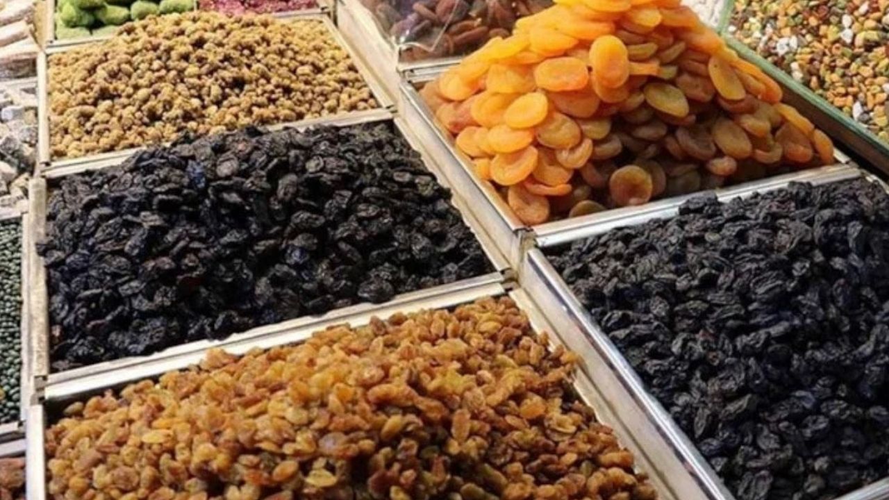 Kayısı ve üzümü tahtından etti! Uzmanlar 'en sağlıklı' kuru meyveyi açıkladı